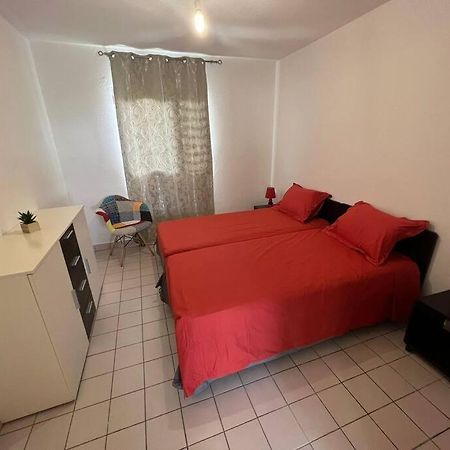 Appartement F4 Petit Bourg 외부 사진