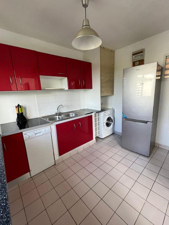 Appartement F4 Petit Bourg 외부 사진